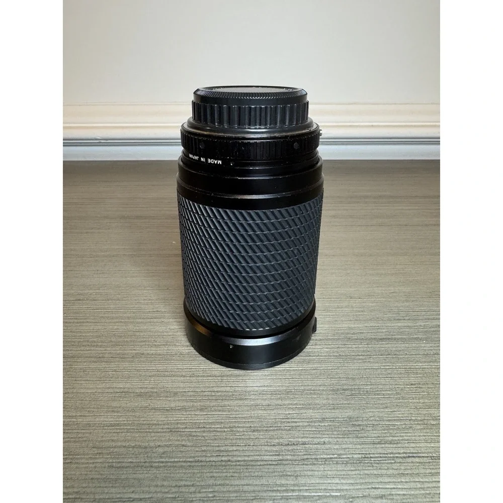 Vintage Tokina SZ-X 28-200mm Manual Focus Zoom Lens Black + 72mm UV Filter